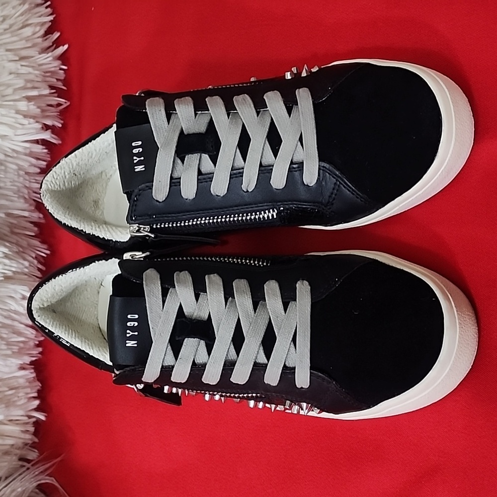 Steve Madden Parka Sneakers - Picture 3 of 10